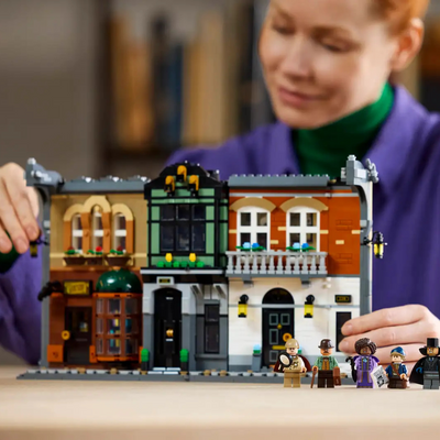 Sherlock Holmes: Book Nook